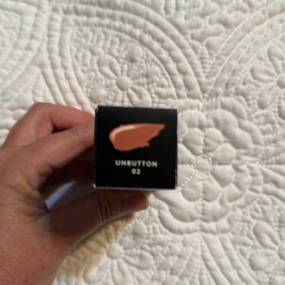 Gently beauty stuna lip paint - Picture 2 of 3